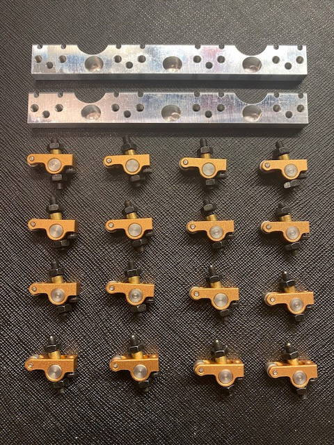 1/4 Scale V8 Gold Roller Rocker Set (16) with Plates (2)