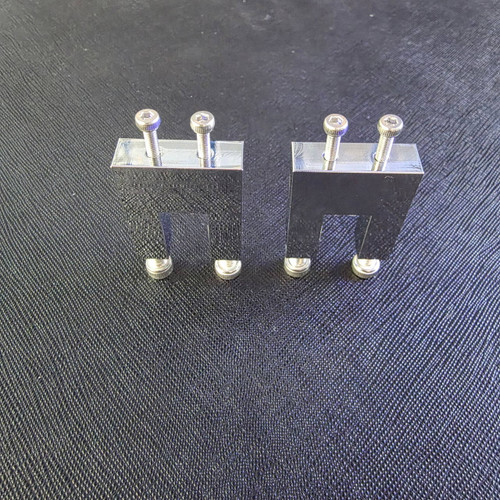 Servo Mounts with Hardware Chrome (2)