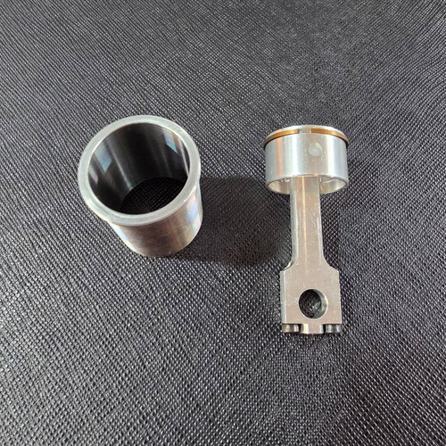 1/4 Scale V12 Piston,Ring,Conrod,Gudgeon Pin and Sleeve Set (1)