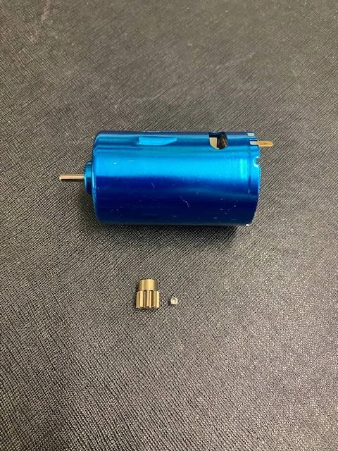 1/4 Scale V8 Starter Motor 550 with Pinion