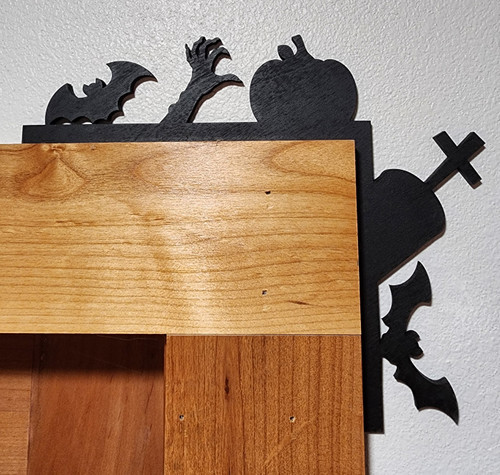 Cemetary Zombie Door Corner