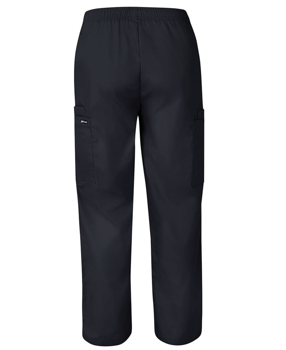 Unisex scrub pants in black with elastic waistband and side pockets. Features branding on the fabric.