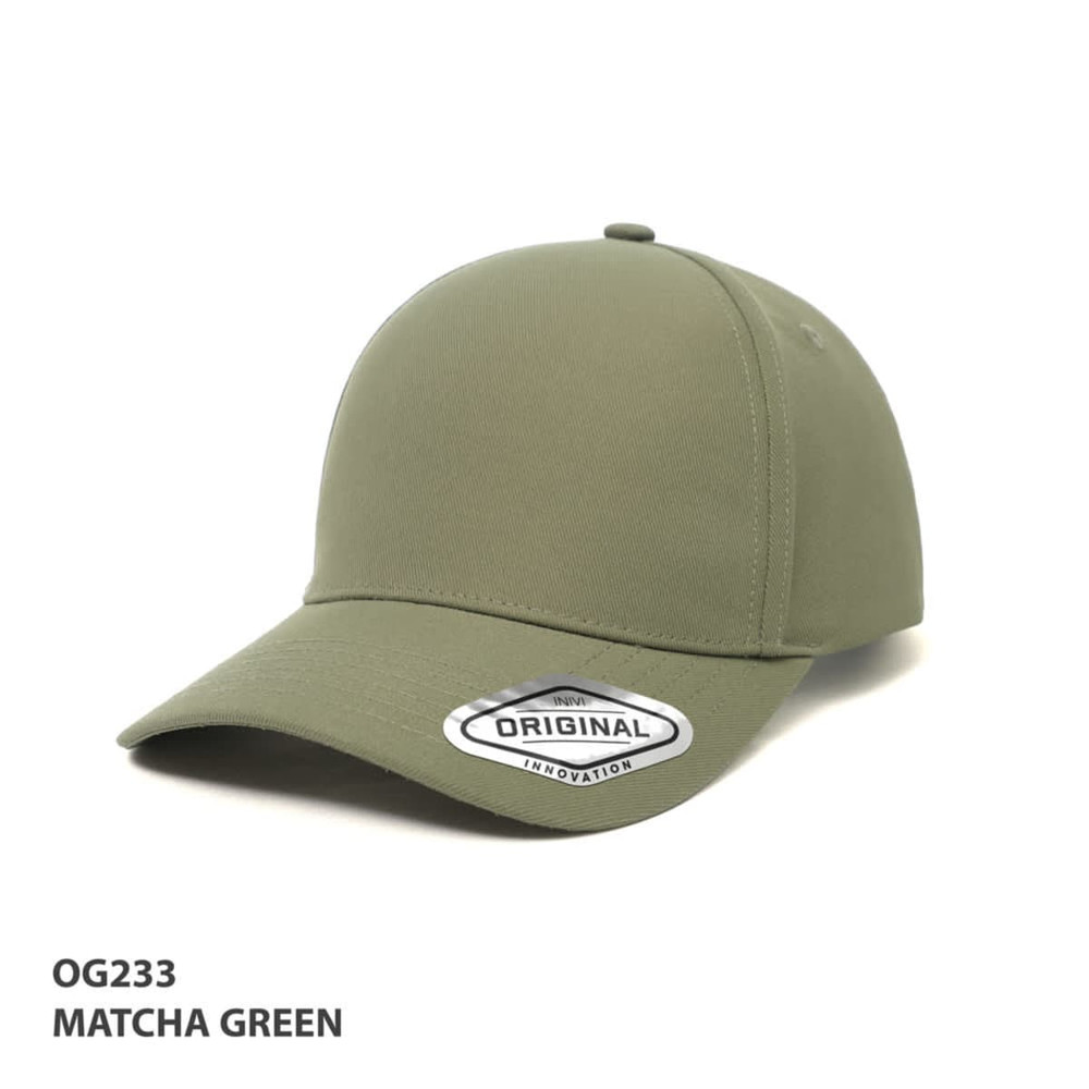 A cap in matcha green featuring a logo and a smooth fabric design.