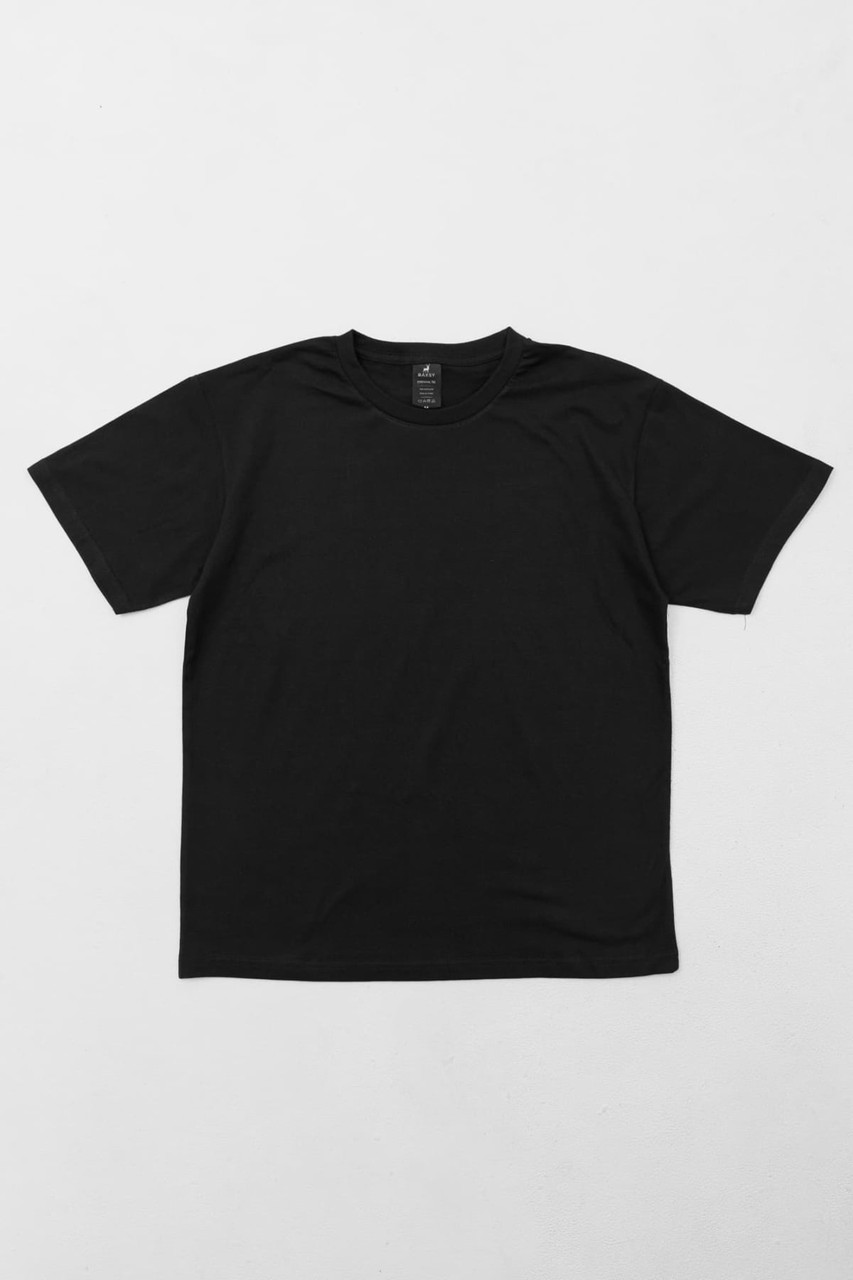 A black singlet T-shirt with a round neckline and short sleeves, featuring a logo.