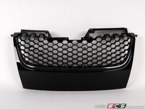 Badgeless Grille - Black With Chrome Strip