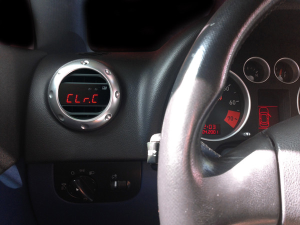 P3CARS AUDI TT MK1 VENT INTEGRATED BOOST GAUGE
