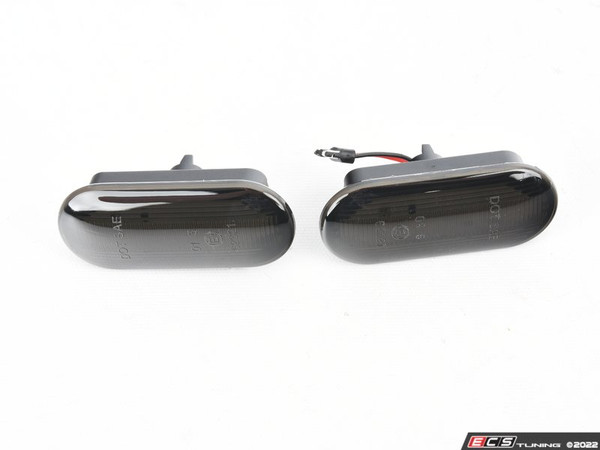 VW MK4/B5 Dynamic LED Side Marker Set - Smoked