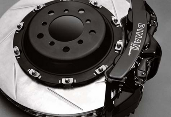 Dinan by Brembo Front Brakes ? Black Calipers With Slotted Rotors for BMW 525i 530i 540i M5