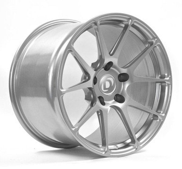 19 in Lightweight Forged Performance Wheel Set ? SILVER with Dinan Center Cap