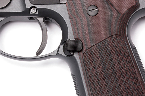 Beretta 92/96 Oversize Checkered Magazine Release by Wilson Combat