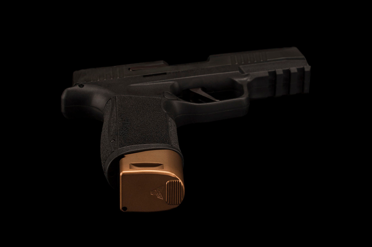 Sig Sauer X Macro +3 Magazine Extension for 17rd Mags by Springer