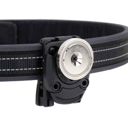 Belt Mounted Magnet with Blade-Tech Tek-Mount Mini Disk