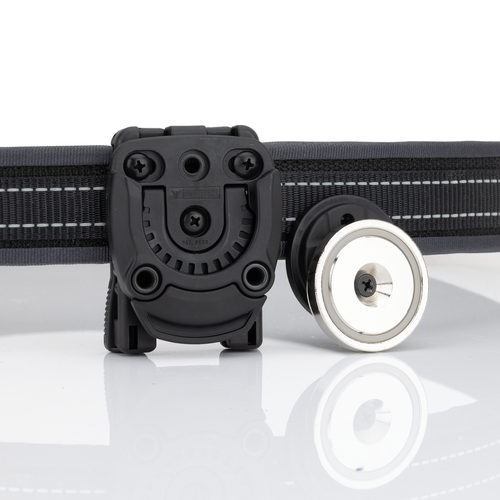 Belt Mounted Magnet with Blade-Tech Tek-Mount Mini Disk