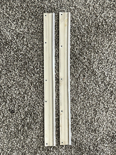 0711023-14 Cessna 172 LH Channel - Upholstery Retainers (as removed / 58 C-172) 0711023-14 Cessna 172 LH Channel - Upholstery Retainers (as removed / 58 C-172)