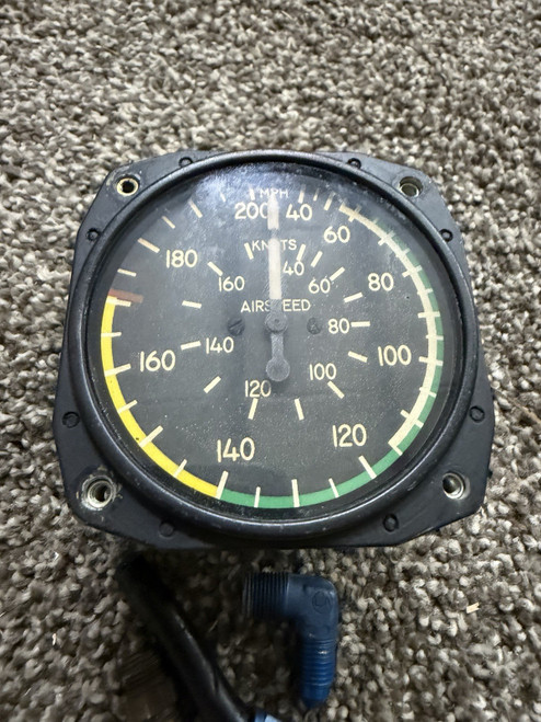 Piper Airspeed Indicator (US Gauge P#AW-2 3/4 - As Removed/Cherokee 140 PA28)