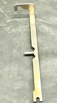 0320520-001 - LEVER SEAL