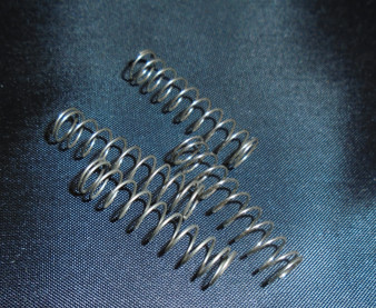 H31000M - SPRING, LOADING VALVE, SST