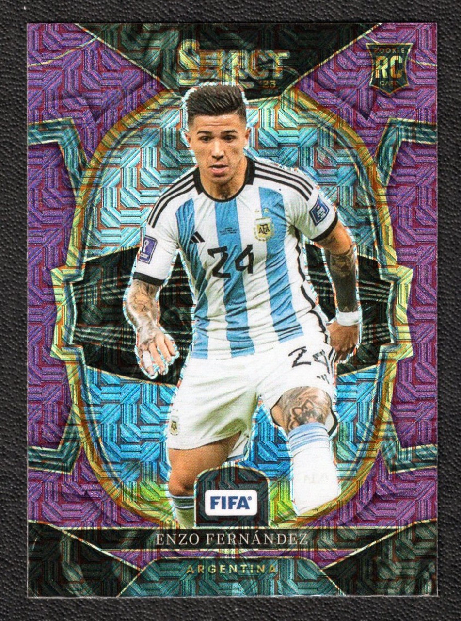 2022/23 Panini Select FIFA #26 Enzo Fernandez Purple Mojo Prizm Rookie/RC