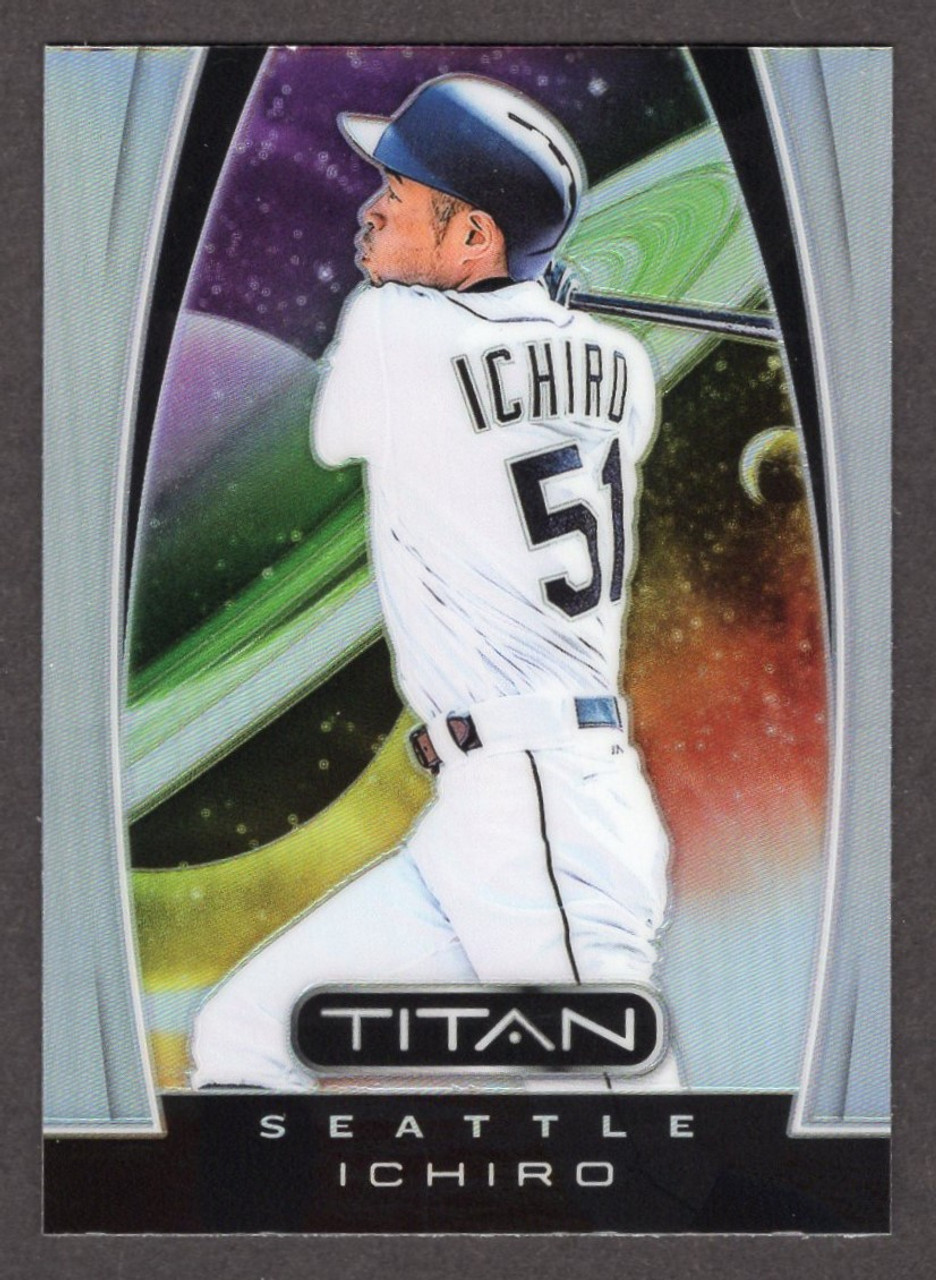 2019 Panini Chronicles #18 Ichiro Titan Silver Prizm