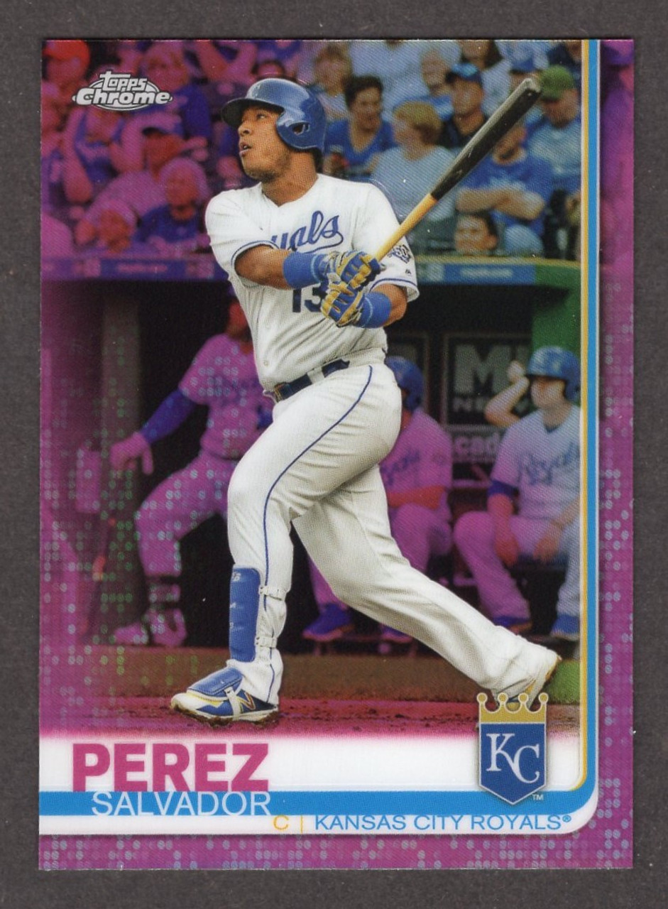 2019 Topps Chrome #198 Salvador Perez Pink Refractor 