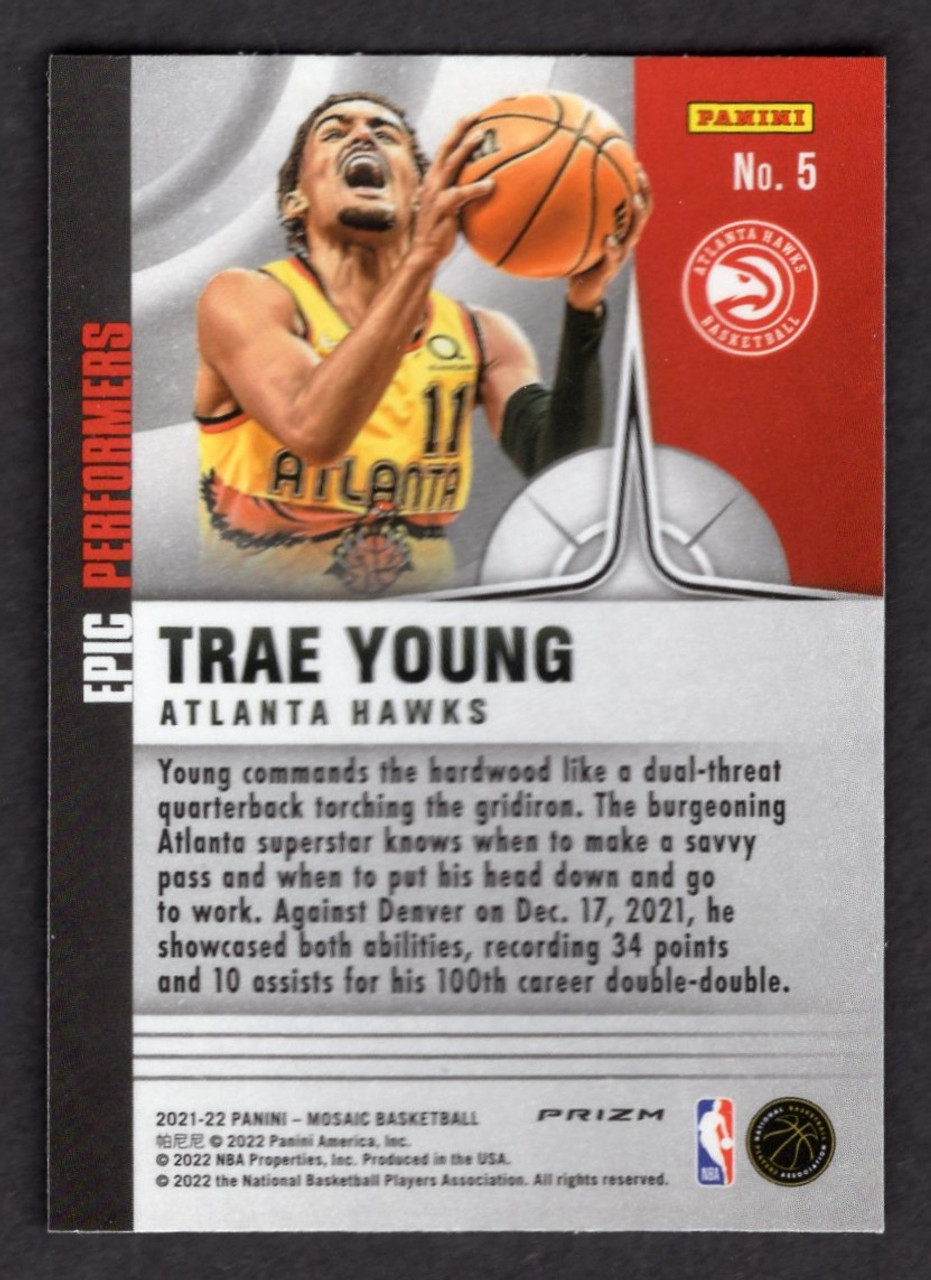 2021/22 Panini Mosaic #5 Trae Young Epic Performers Green Prizm