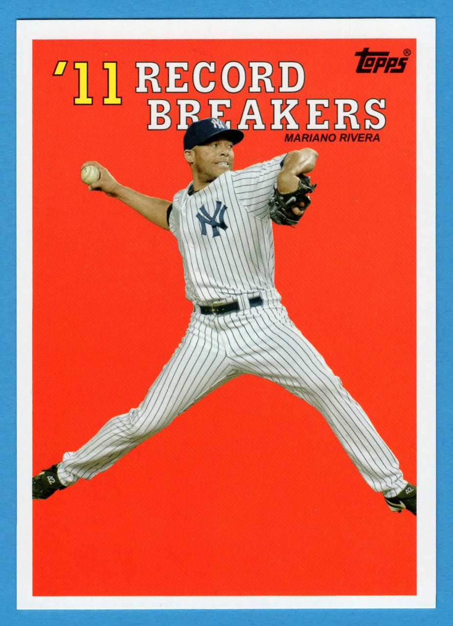 2023 Topps Series 2 #RB-17 Mariano Rivera Oversized Topps Record Breakers Boxloader (#2)