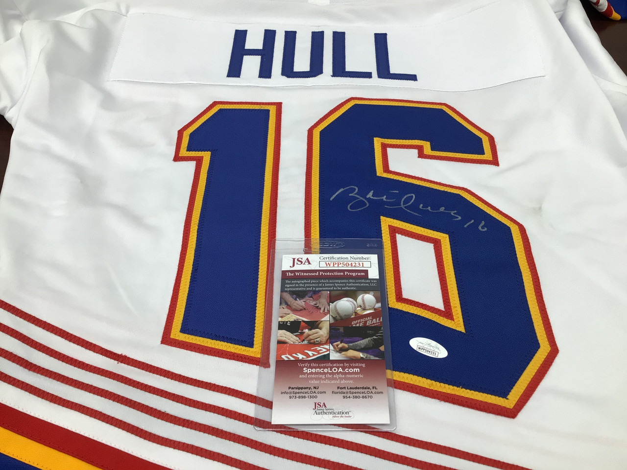 brett hull autographed jersey