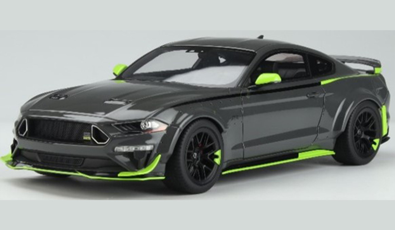 RTR Mustang Spec 5 10th Anniversary Grey/Green 1:18 Model Car by GT Spirit