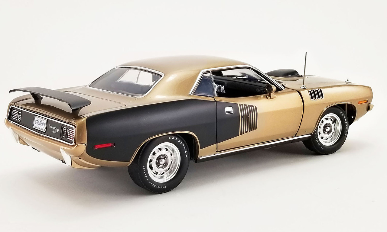 1971 Plymouth HEMI Cuda - Super Track Pack - Gold/Black - 1:18 Diecast Model Car by ACME