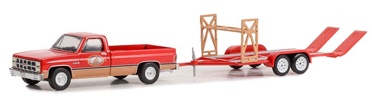 1982 GMC K-2500 Sierra Grande Wideside & Tandem Car Trailer - Hitch & Tow Series 25 - 1:64 Model Car by Greenlight