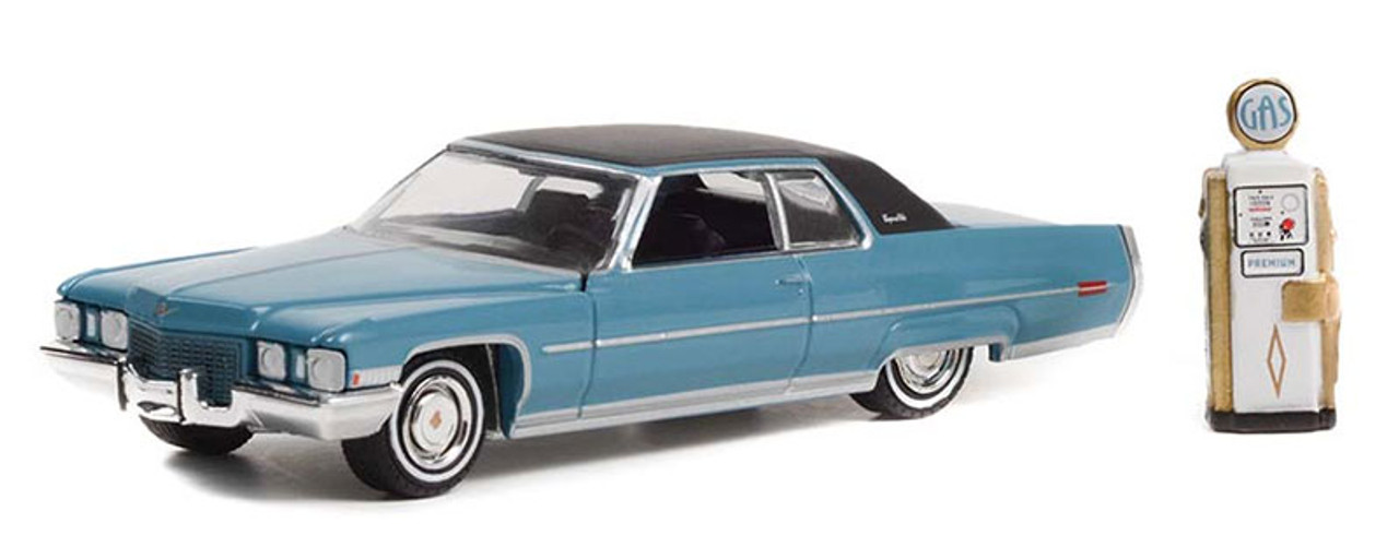 1972 Cadillac Coupe Deville W/Vintage Gas Pump - The Hobby Shop Series 13 - 1:64 Model by Greenlight