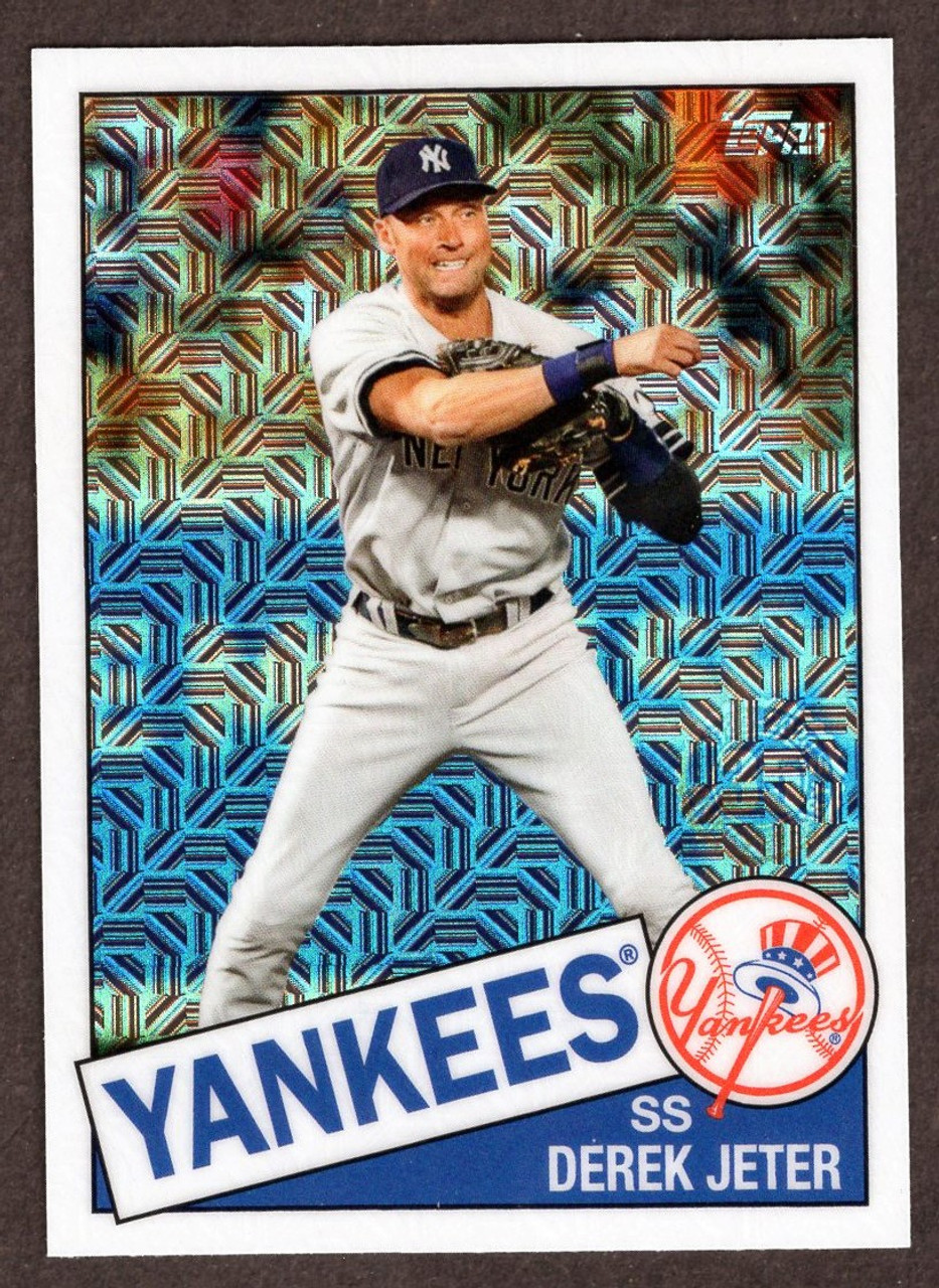 Derek Jeter New York Yankees #2 Logo Baseball Display Case