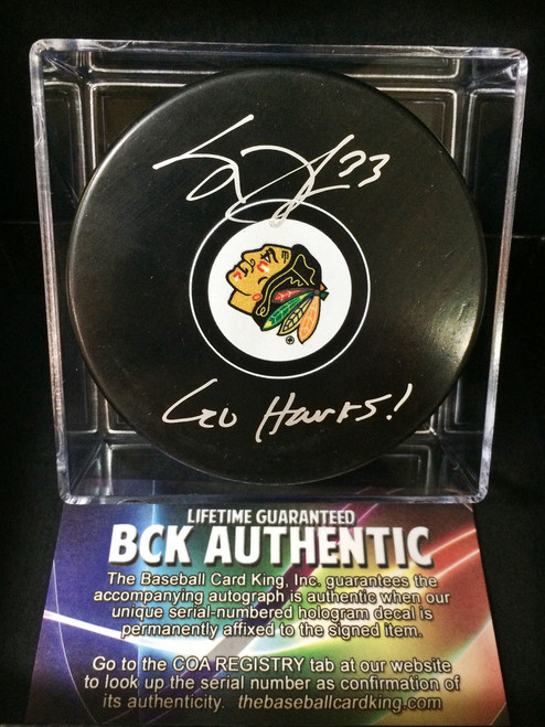 SCOTT DARLING (Chicago Blackhawks) Autographed Hockey Puck SCOTT DARLING (Chicago Blackhawks) Autographed Hockey Puck