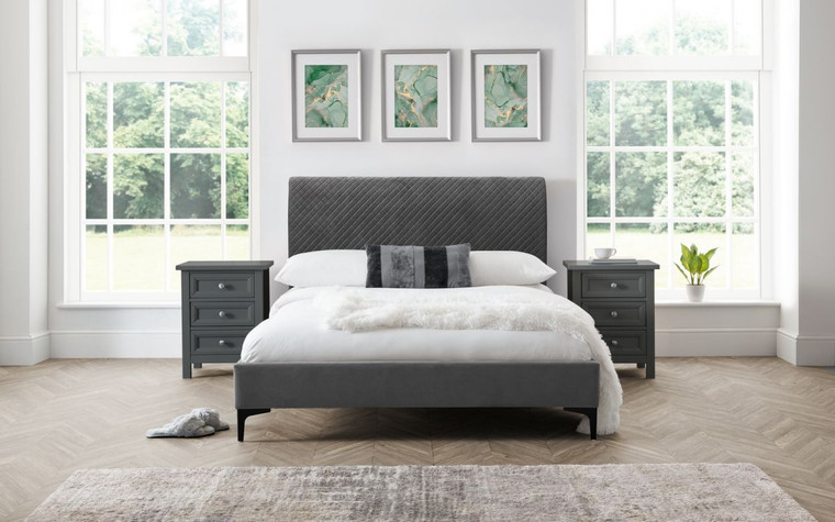 SANDERSON DIAMOND QUILTED VELVET BED