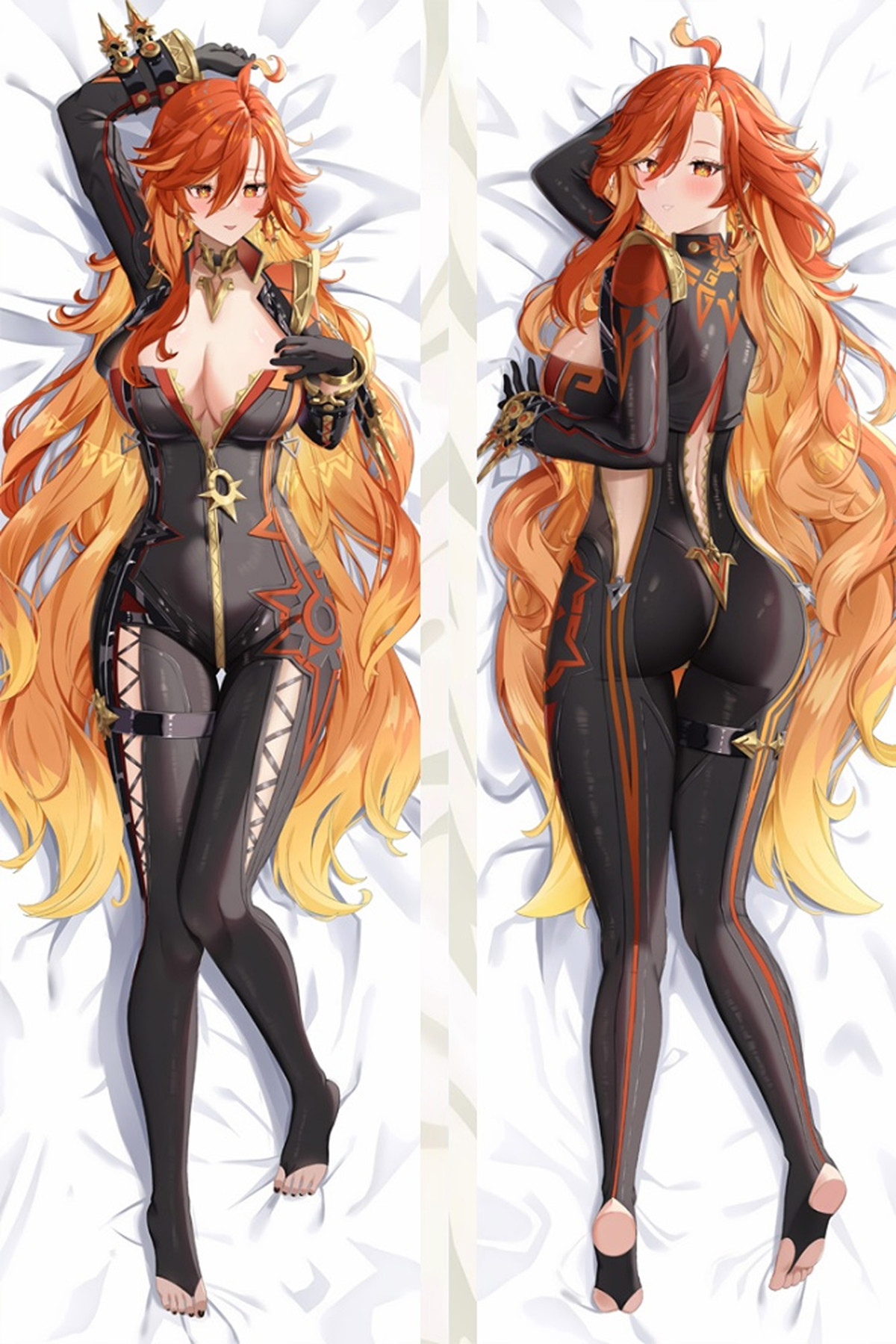 Mavuika op een body pillow hoes, van voren en achteren in zwarte jumpsuit met oranje lijnen en lang oranje-gouden haar.