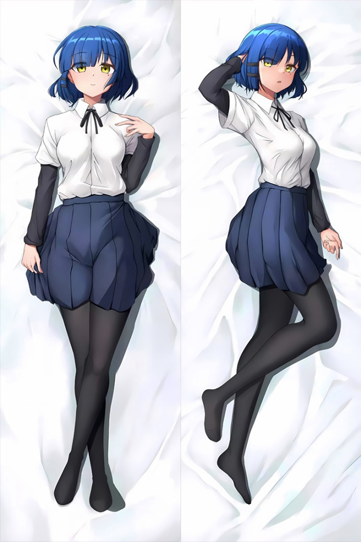 Ryo Yamada op een dakimakurahoes met kort blauw haar, wit overhemd, zwarte mouwen, donkerblauwe plooirok en zwarte panty.