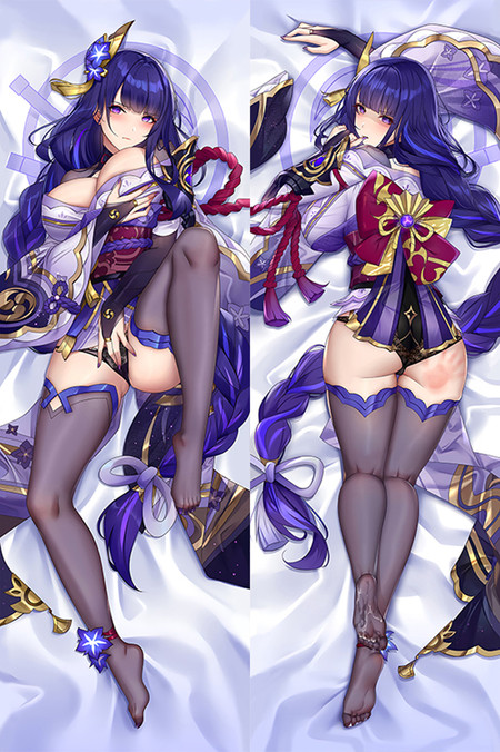 Raiden Shogun in two views with a purple braid, floral hair ornament, patterned violet kimono, gold trim and a large red-and-gold back bow.