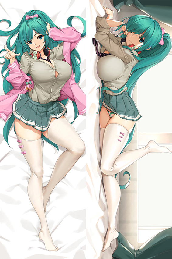 Hatsune Miku from Vocaloid dakimakura cover