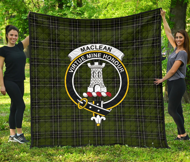 Scottish MacLean Hunting Clan Crest Tartan Quilt Tartan Plaid 1