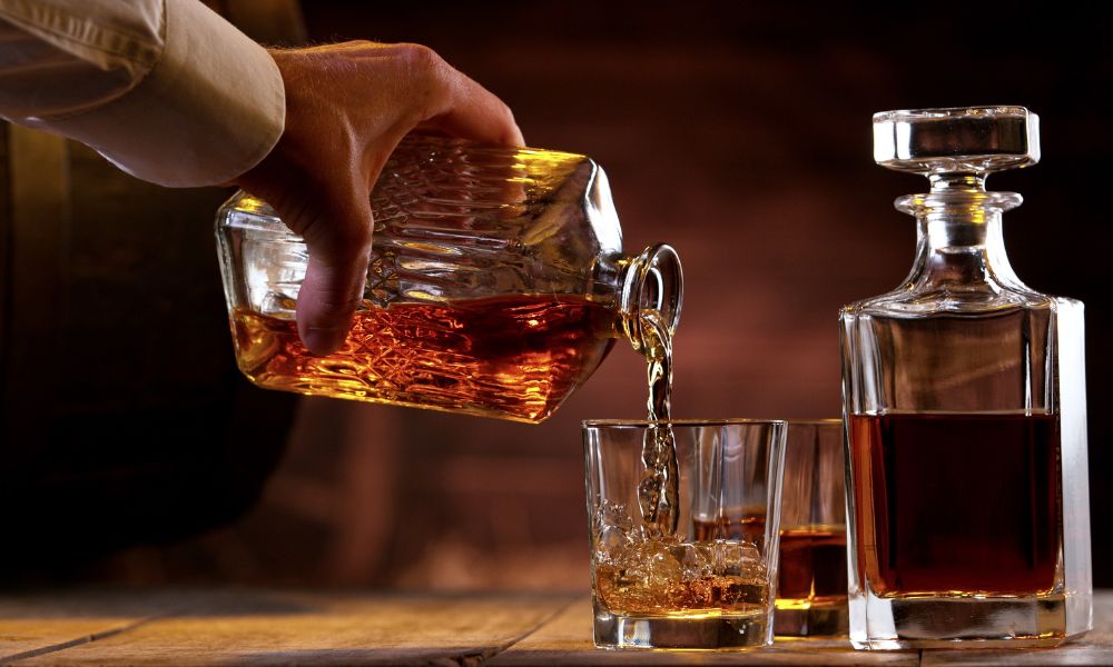 The Traditions of Drinking Scotch Whisky - Tartan Plaid