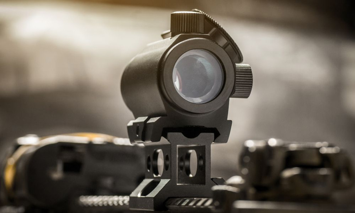 The Different Types of Weapon Sights & Scopes The Different Types of Weapon Sights & Scopes