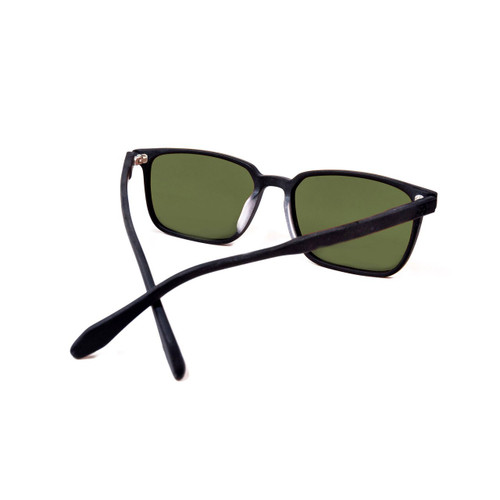 Picture of Tabulae Eyewear LEO with custom sunglass frame and lens