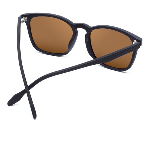 Picture of Tabulae Eyewear GEB with custom sunglass frame and lens