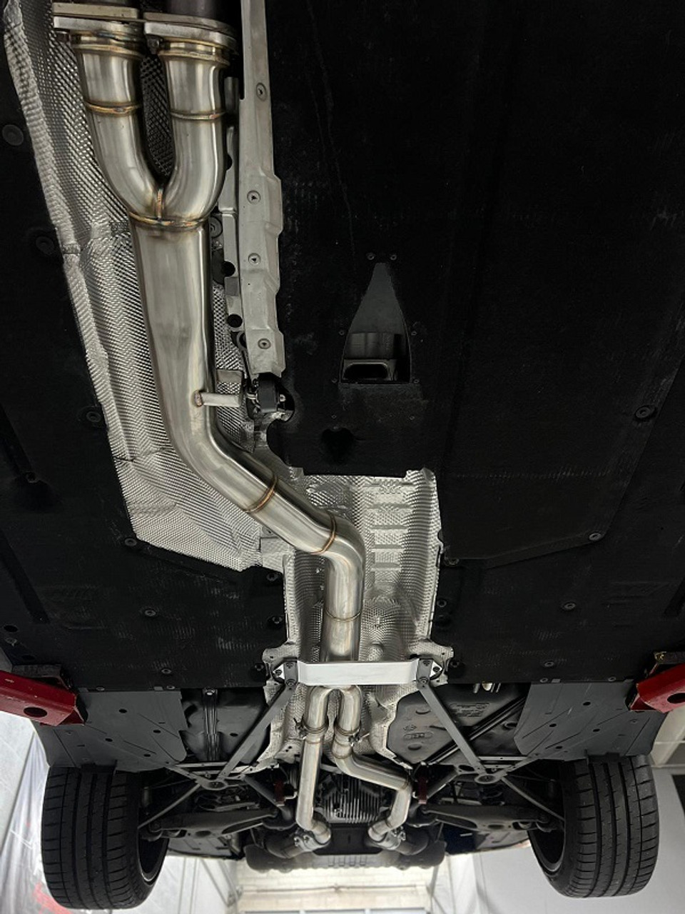 BMW S55 Single Midpipe with Brace - Mastery of Art & Design MAD-031