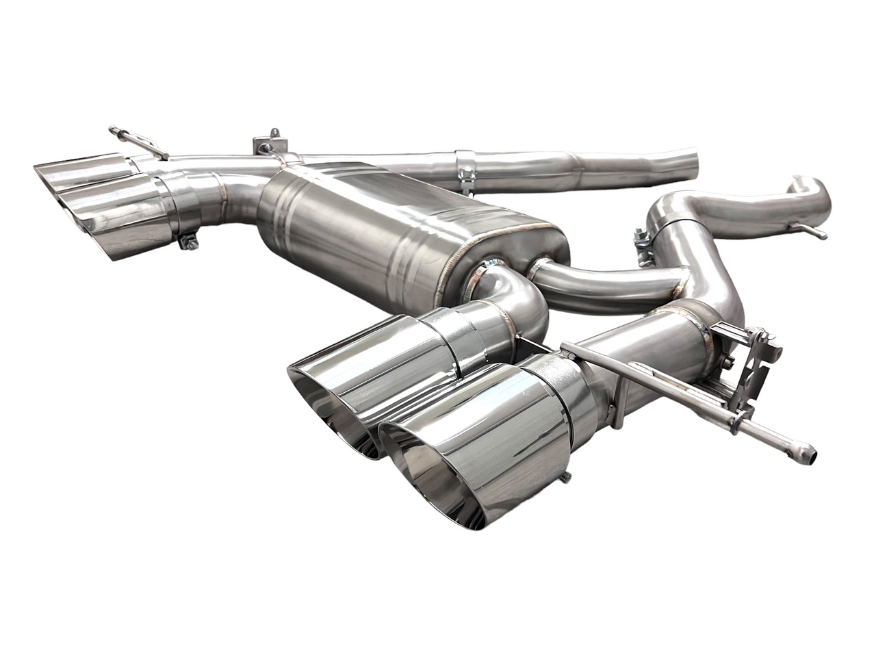 BMW G87 Axle Back Exhaust - Mastery of Art & Design MAD-090