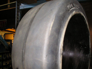 10x4-3/4x6-1/2 tires Wide Track solid forklift press-on tire black smooth