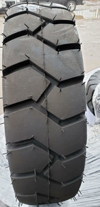7.00-12 tires CARLISLE 12PR forklift tire 700/12 Industrial Deep Traction 70012