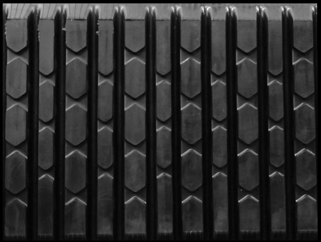 CATERPILLAR Rubber Track 247 247B 247B-2 247B-3 257 257D 15x4x42 (2-Tracks)