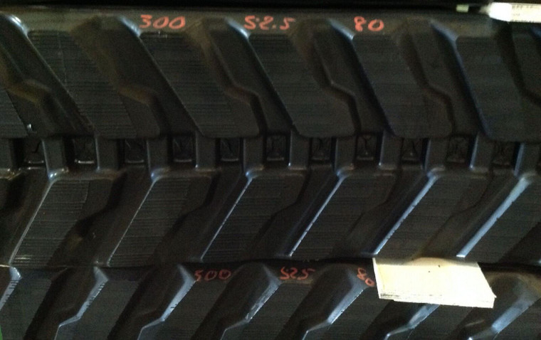 Komatsu Rubber Track PC27MR-2 PC27MR-3 PC20-R 300x52.5x80 (2-Tracks)