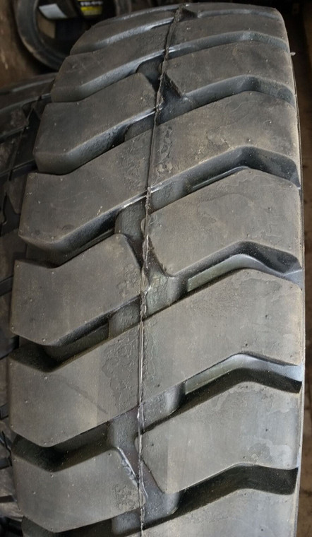 18x7-8 tires Solid Solver forklift flat proof tire 18/7/8 (USA made) 1878